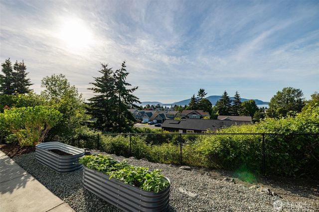 3602 W 8th Street, Anacortes, WA 98221