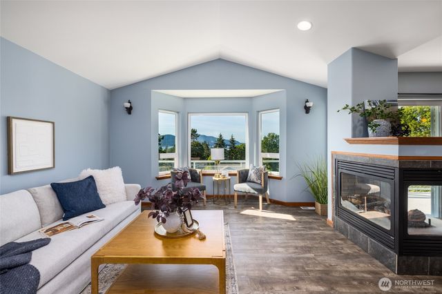 3602 W 8th Street, Anacortes, WA 98221