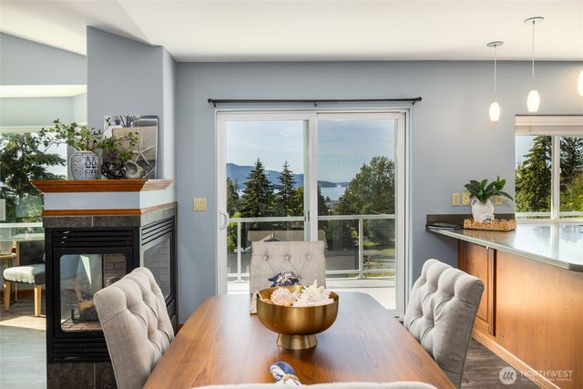 3602 W 8th Street, Anacortes, WA 98221