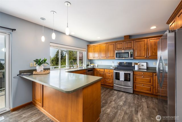 3602 W 8th Street, Anacortes, WA 98221