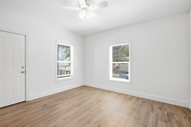 2222 W Bond Street, Denison, TX 75020