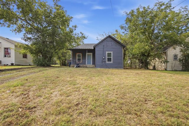 2222 W Bond Street, Denison, TX 75020