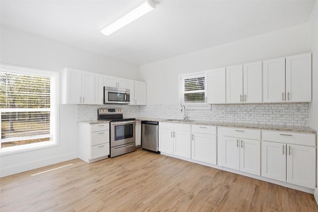 2222 W Bond Street, Denison, TX 75020