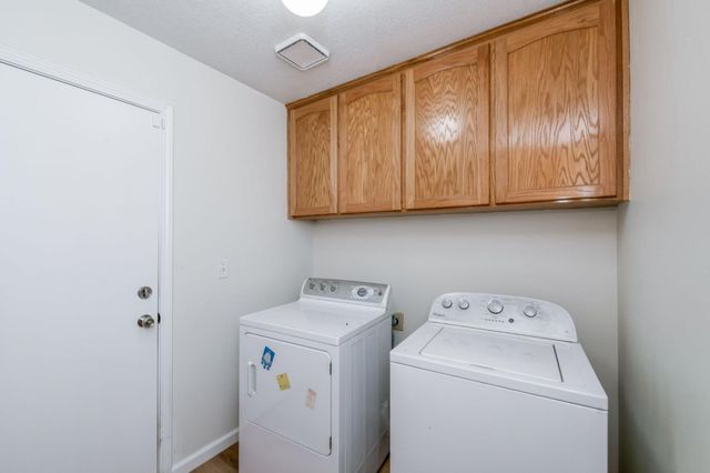 6342 N Selland Avenue, Fresno, CA 93711