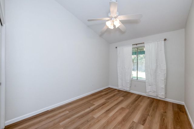 6342 N Selland Avenue, Fresno, CA 93711