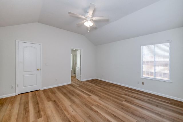 6342 N Selland Avenue, Fresno, CA 93711