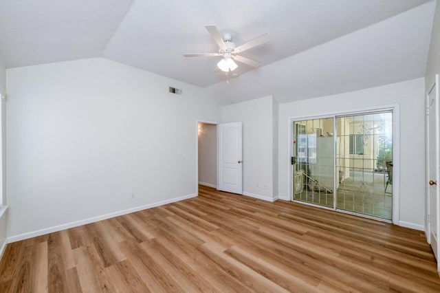 6342 N Selland Avenue, Fresno, CA 93711