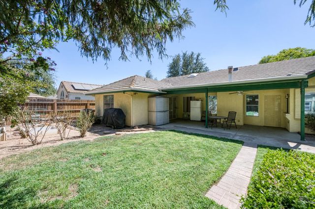 6342 N Selland Avenue, Fresno, CA 93711