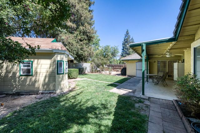 6342 N Selland Avenue, Fresno, CA 93711