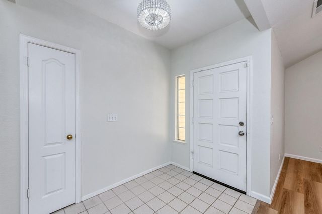 6342 N Selland Avenue, Fresno, CA 93711