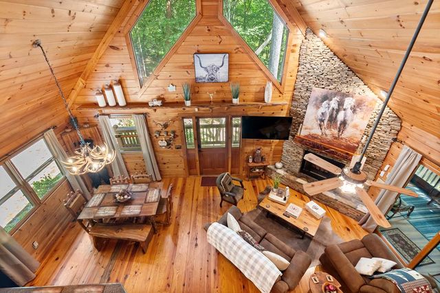 35 Wunder Bear Ridge Road, Morganton, GA 30560