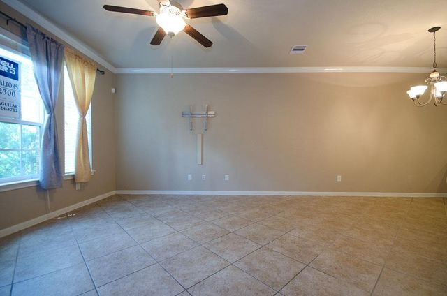 7 Umbria Lane, The Woodlands, TX 77382