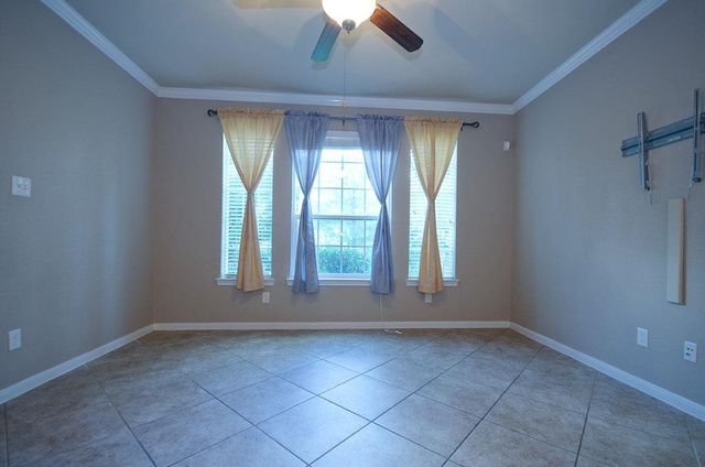 7 Umbria Lane, The Woodlands, TX 77382