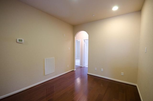 7 Umbria Lane, The Woodlands, TX 77382