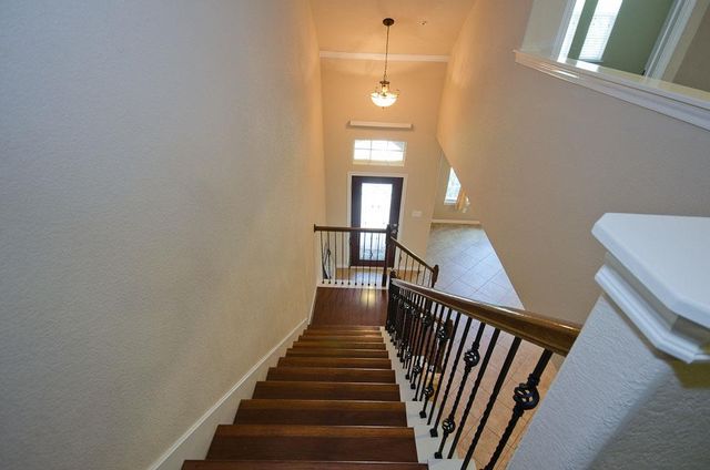 7 Umbria Lane, The Woodlands, TX 77382