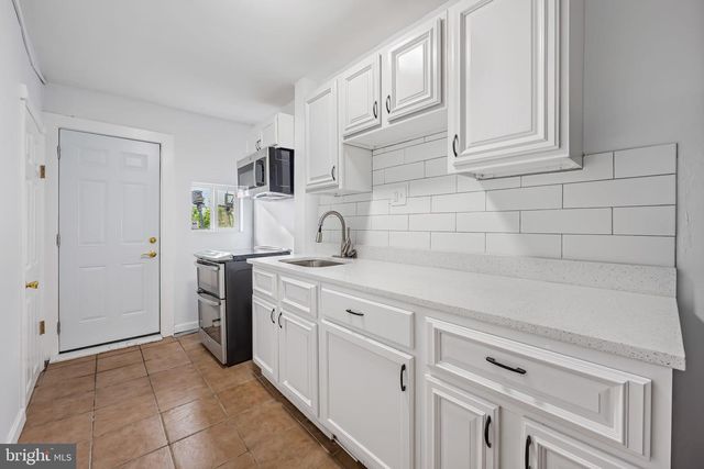 2604 GARRETT AVE, Baltimore, MD 21218