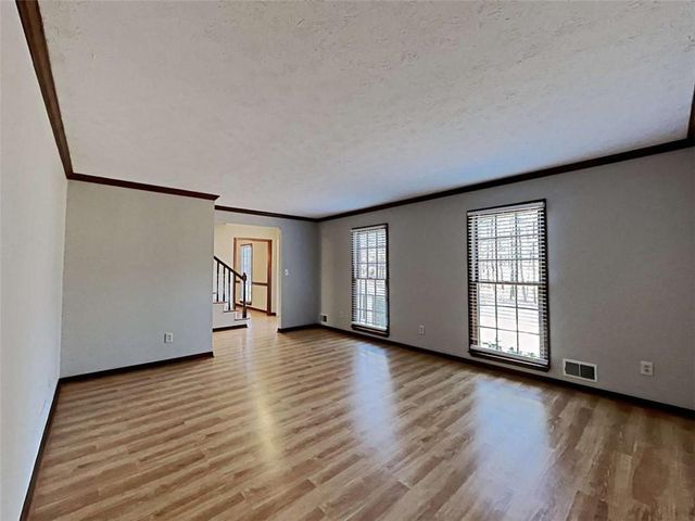 185 Deer Forest Road, Fayetteville, GA 30214