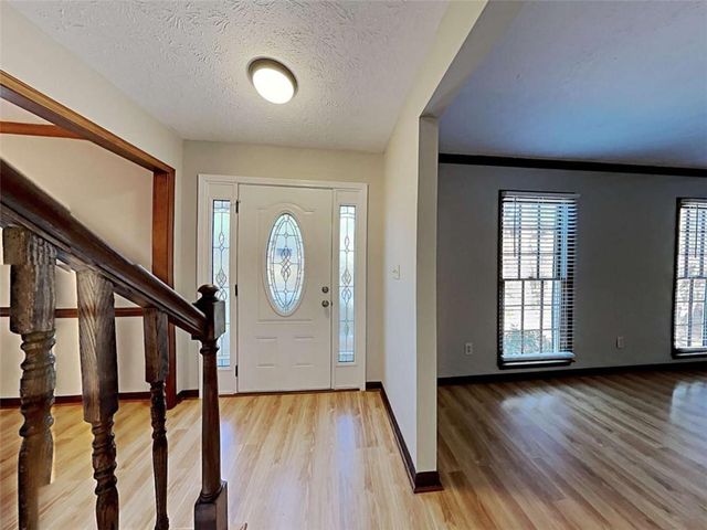 185 Deer Forest Road, Fayetteville, GA 30214