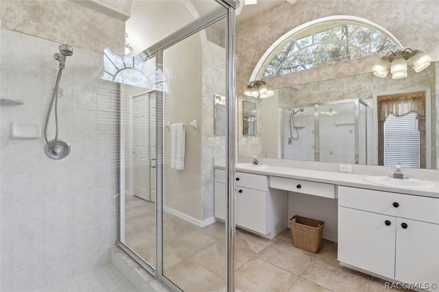 24 Boston Ivy Court, Homosassa, FL 34446