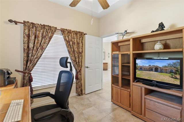 24 Boston Ivy Court, Homosassa, FL 34446