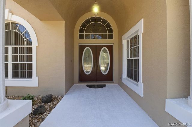 24 Boston Ivy Court, Homosassa, FL 34446