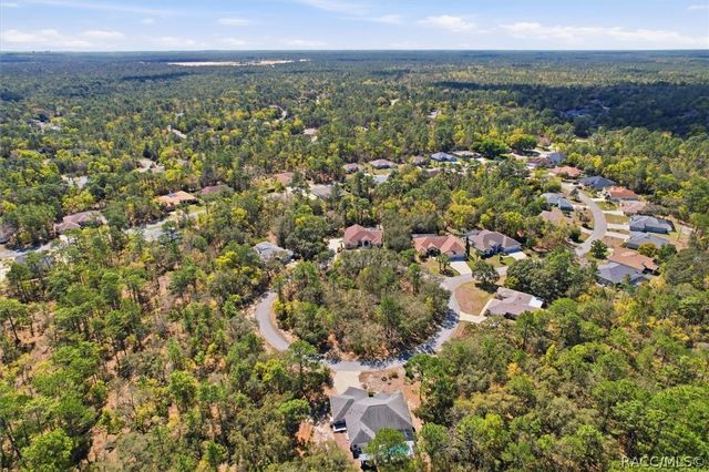 24 Boston Ivy Court, Homosassa, FL 34446