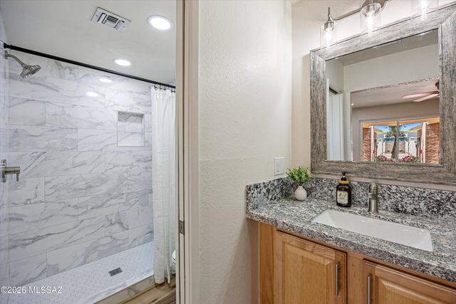 7850 E Bellevue Street, Tucson, AZ 85715