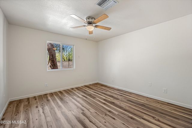 7850 E Bellevue Street, Tucson, AZ 85715