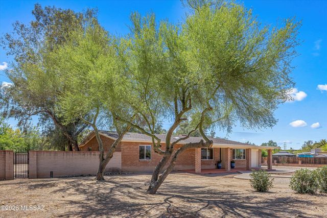 7850 E Bellevue Street, Tucson, AZ 85715