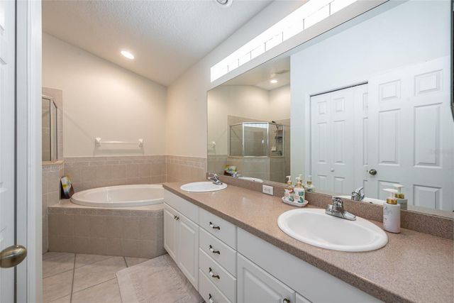 6650 THACKSTON DRIVE, Riverview, FL 33578