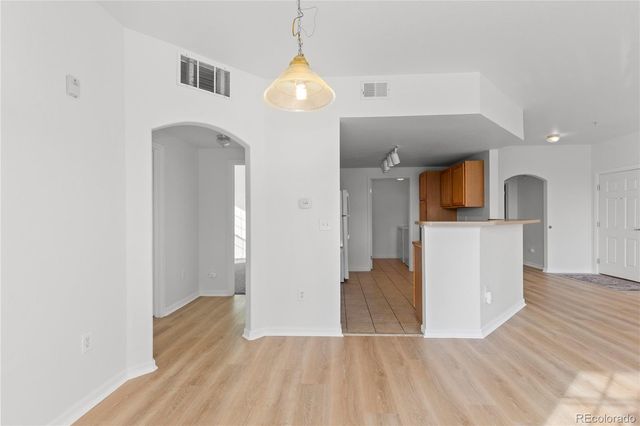 5756 N Genoa Way 12-208, Aurora, CO 80019