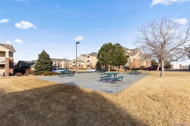 5756 N Genoa Way 12-208, Aurora, CO 80019