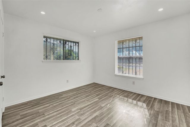 7027 Hunnicut Road, Dallas, TX 75227