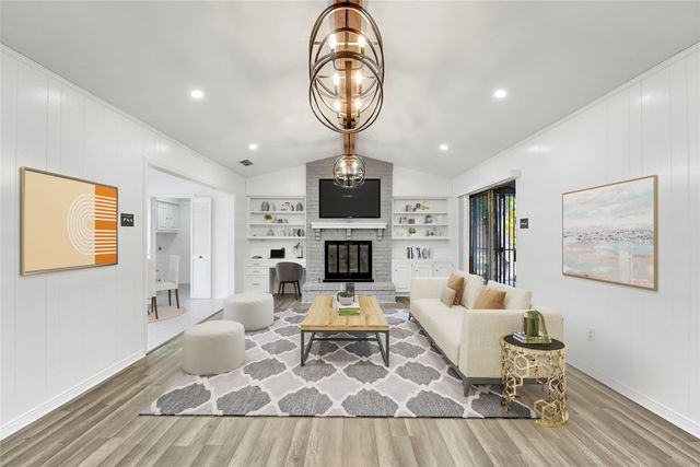 7027 Hunnicut Road, Dallas, TX 75227