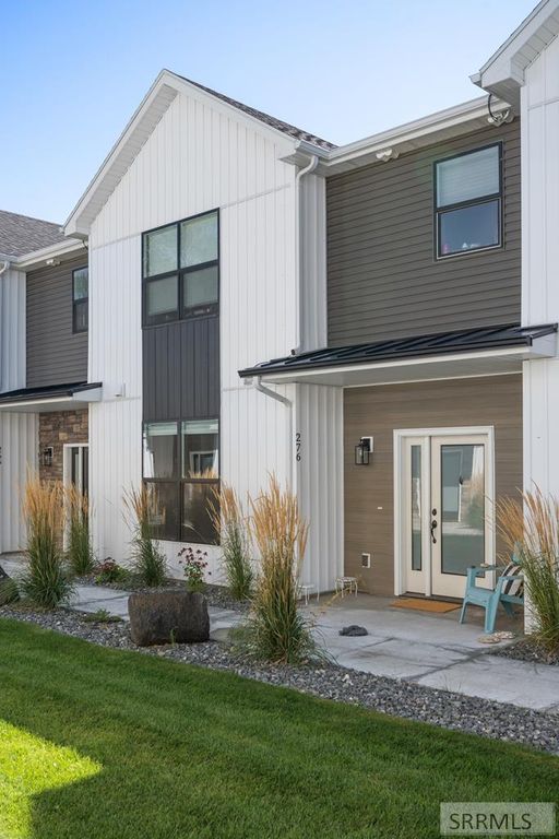 Image 1 of property listing at 276 Blue Sky Court, Sugar City, ID 83448