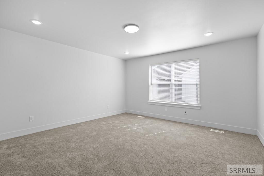 Image 5 of property listing at 276 Blue Sky Court, Sugar City, ID 83448