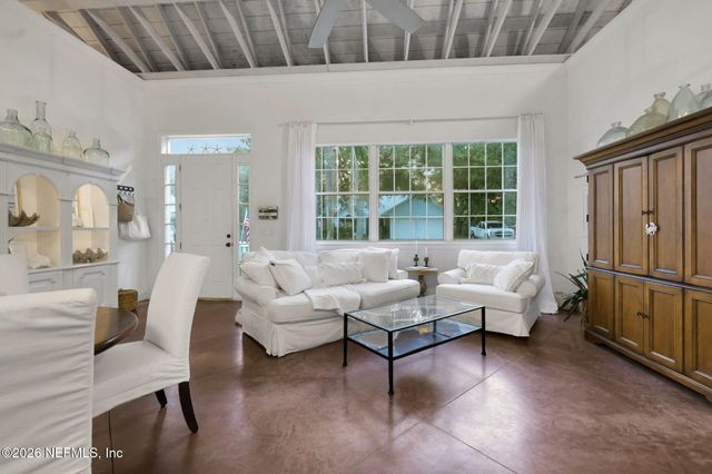 487 33RD Avenue S, Jacksonville Beach, FL 32250