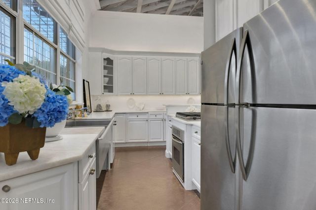 487 33RD Avenue S, Jacksonville Beach, FL 32250