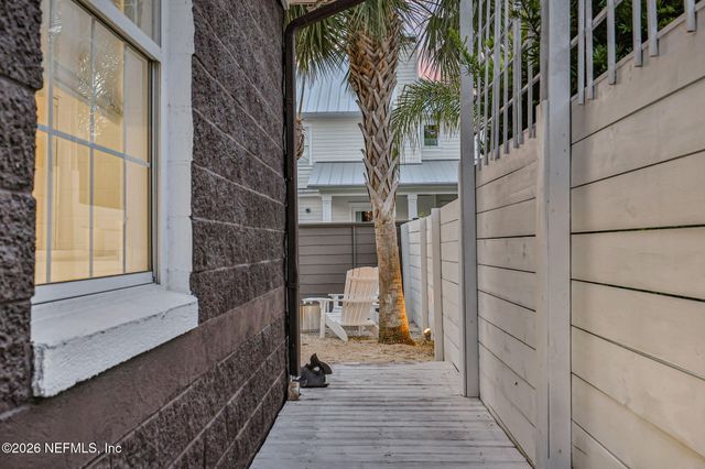 487 33RD Avenue S, Jacksonville Beach, FL 32250