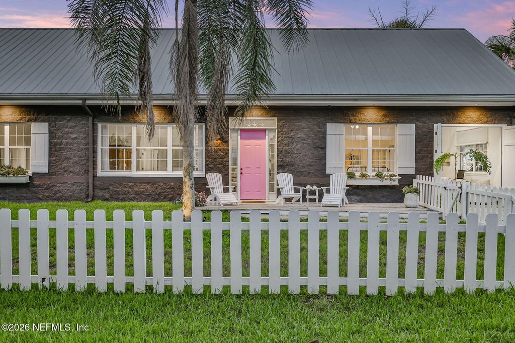 487 33RD Avenue S, Jacksonville Beach, FL 32250
