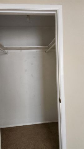 7102 Stewart Street, Hitchcock, TX 77563