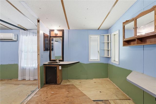 125 King Bird Drive, Cleveland, GA 30528