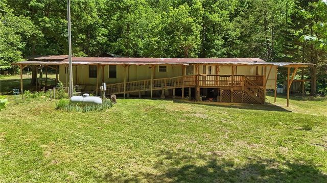 125 King Bird Drive, Cleveland, GA 30528