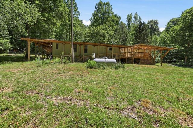 125 King Bird Drive, Cleveland, GA 30528