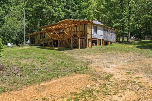 125 King Bird Drive, Cleveland, GA 30528