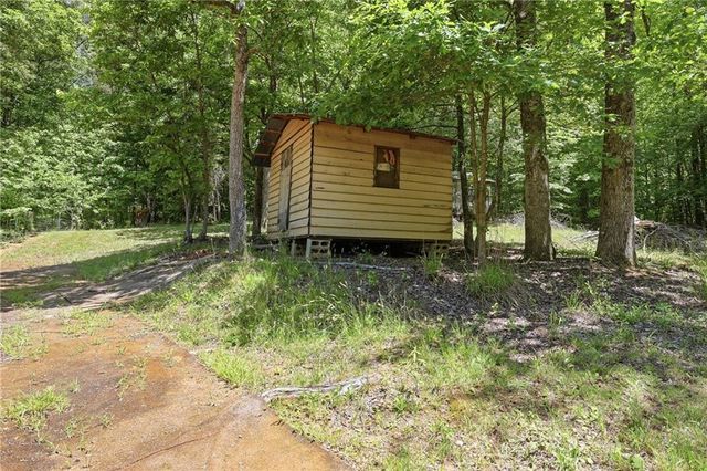 125 King Bird Drive, Cleveland, GA 30528