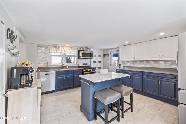 16 Monmouth Avenue, Freehold, NJ 07728