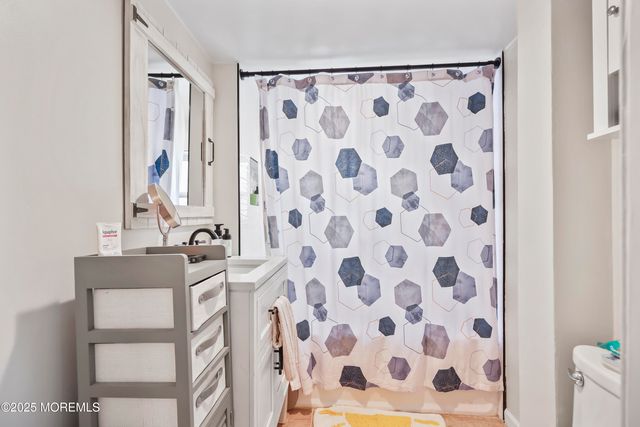 16 Monmouth Avenue, Freehold, NJ 07728