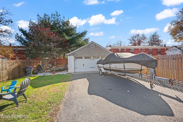 16 Monmouth Avenue, Freehold, NJ 07728