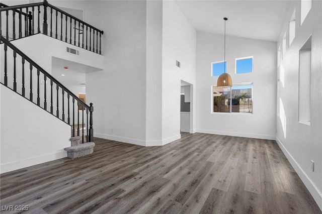 5213 Standing Rock Place, Las Vegas, NV 89130